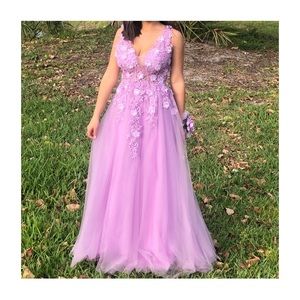 Lilac Prom dress